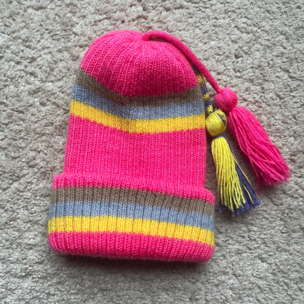 90s Vintage neon pink knit hat beanie for girls